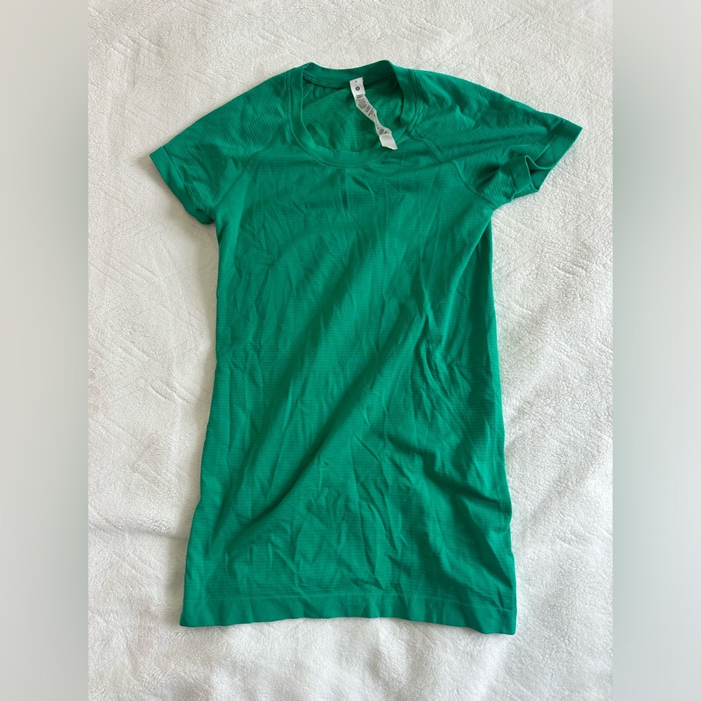 lululemon swiftly top